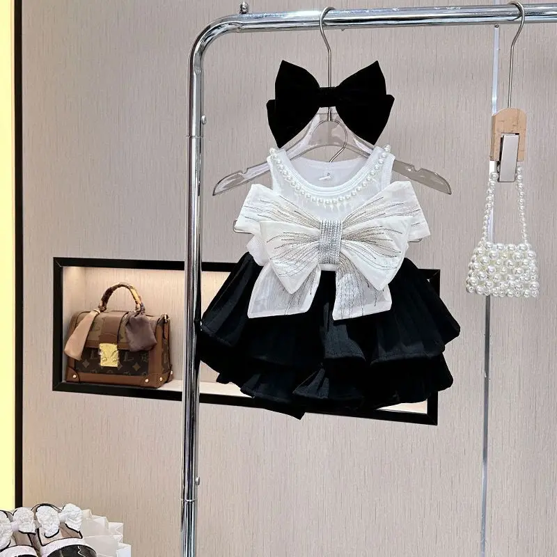 

Летний комплект для девочек, новинка 2024, модный детский летний комплект из двух предметов для маленьких и средних школ, топ и плиссированная юбка