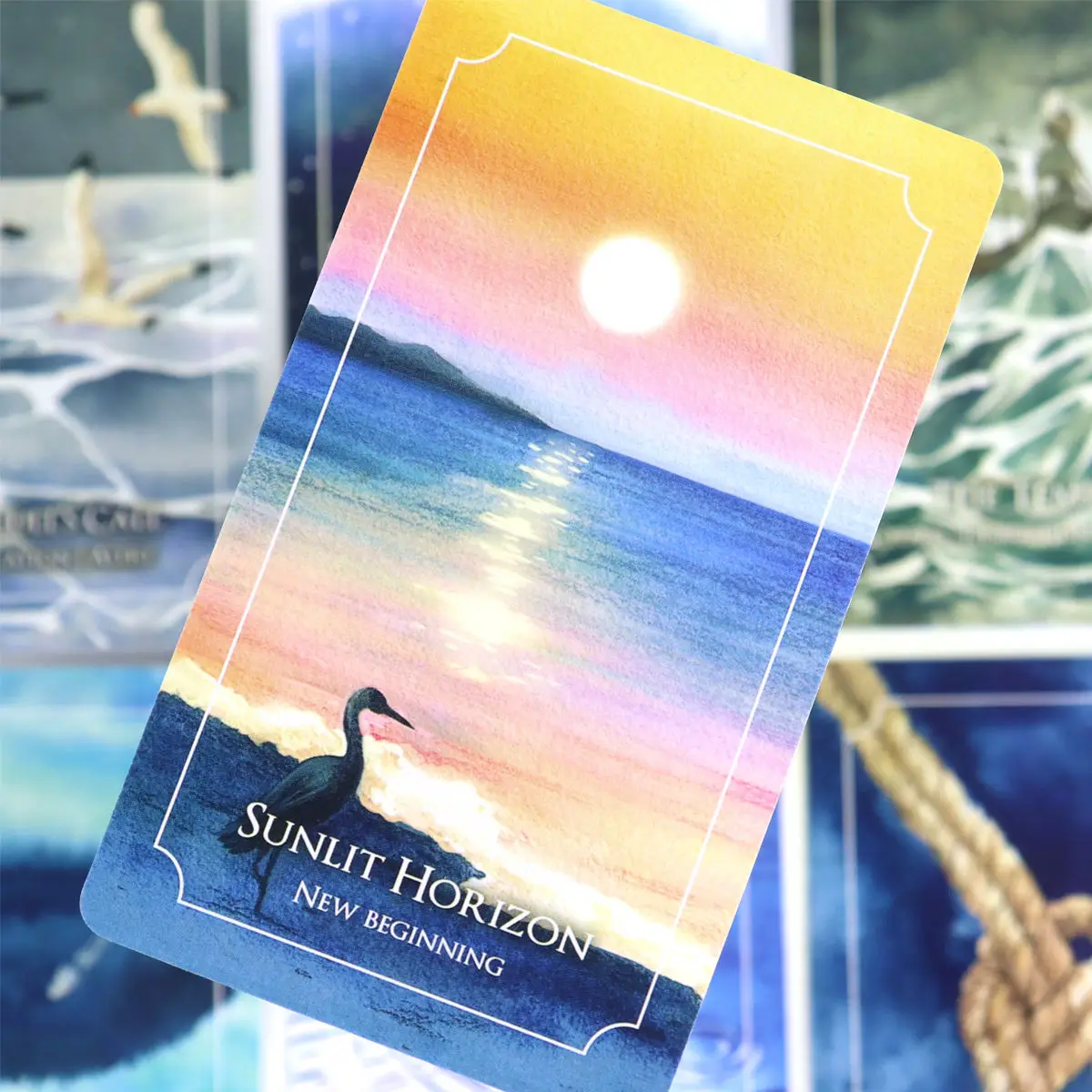 The Dreaming Waves Oracle Deck 10.3*6cm 60 قطعة بطاقات أوراكل مليئة بصفارات الحكمة الناعمة المصنوعة من الريش