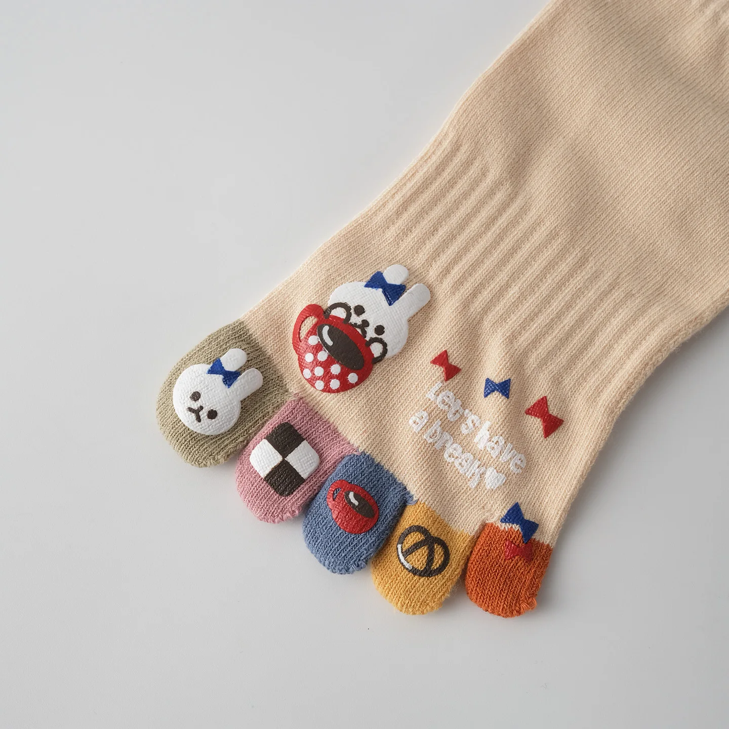 Cartoon Five-Toe Socks for Women, Short Cotton Socks with Anti-Odor Properties, Cute Seamless Split-Toe Socks with Heel image 6
