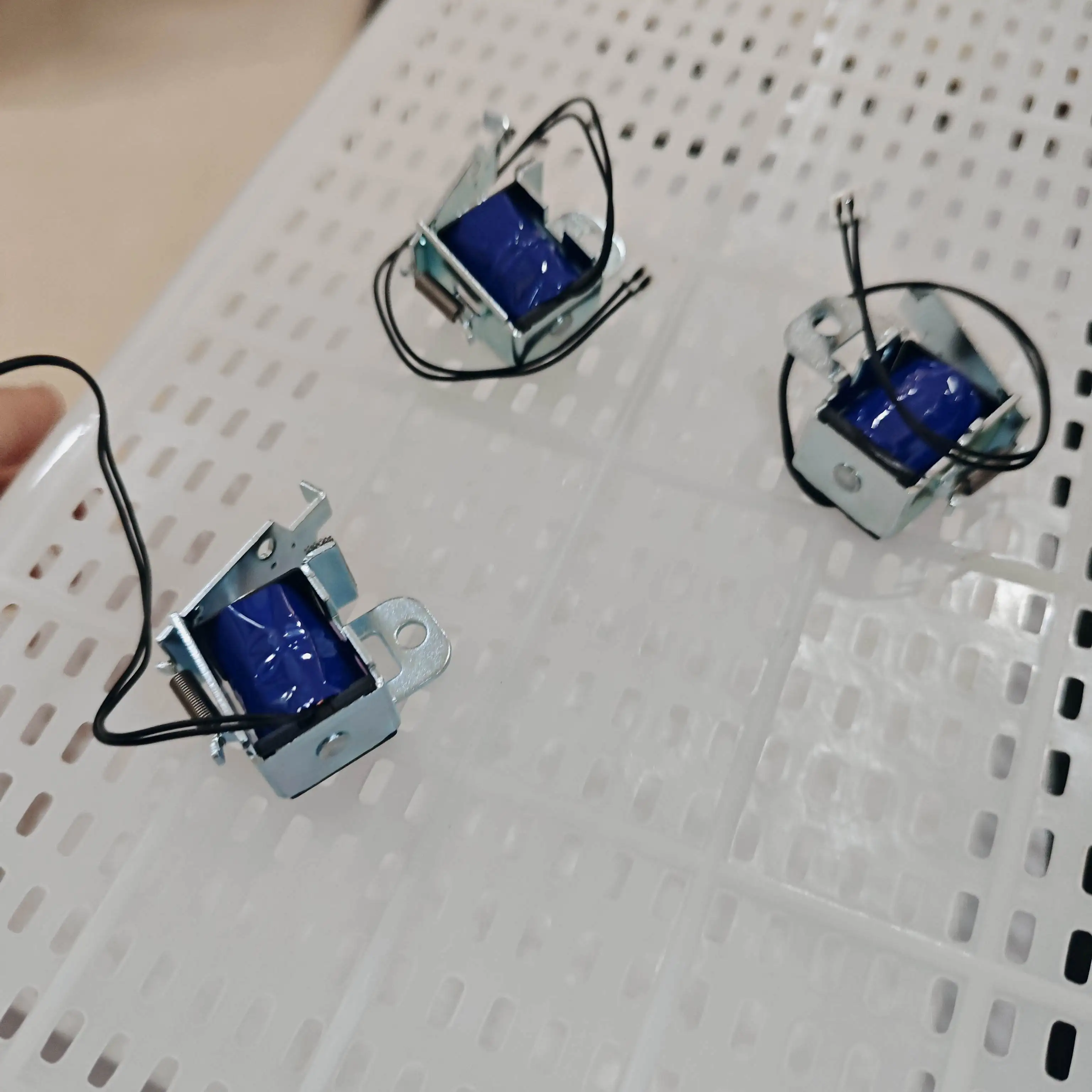 

1 шт. RM1-4618 электромагнитное реле для HP P1102 M1132 M1212 P1005 P1006 P1007 P1008 P1505 P1106 P1108 для Canon MF 4410