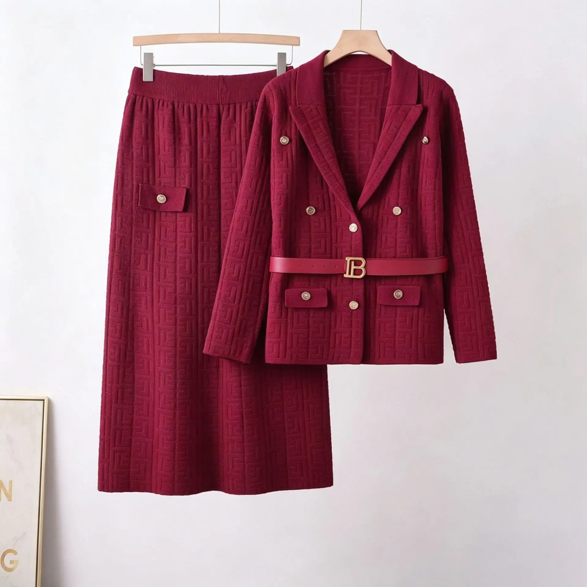 New Comfortable Women's Clothing Maze Jacquard Pattern B-breasted Buckle Lapel Waist Knitted Long-sleeved Trousers Set