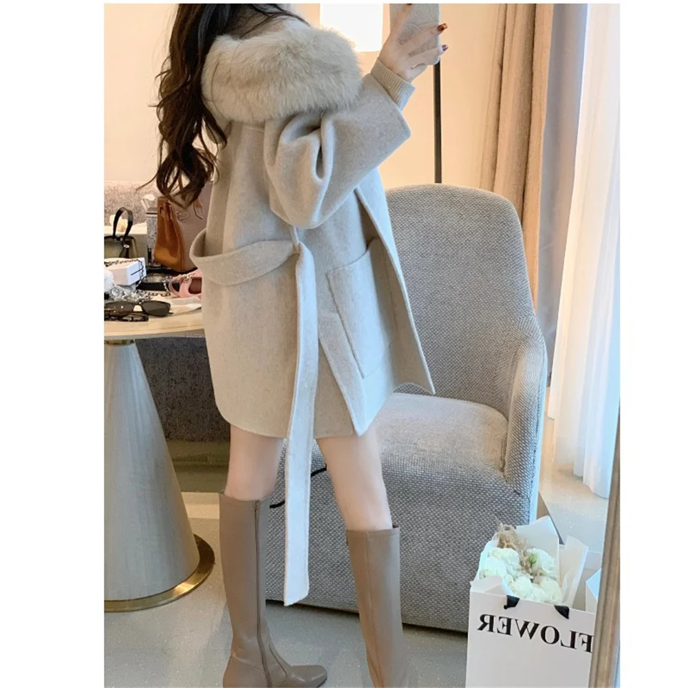 Winter Women Faux Woolen Beige Overcoat With Fur Hooded Fashion Belt Out Streetwear Long Sleeves Loose Coat