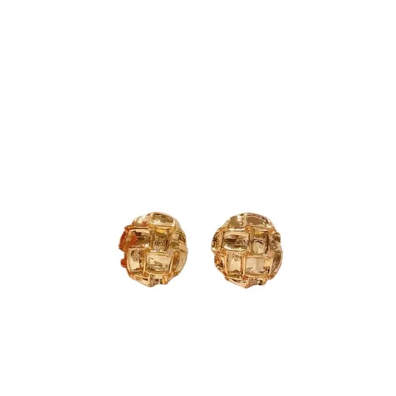 

Premium light luxury metal cold wind woven semi-round stud earrings retro temperament gold earrings