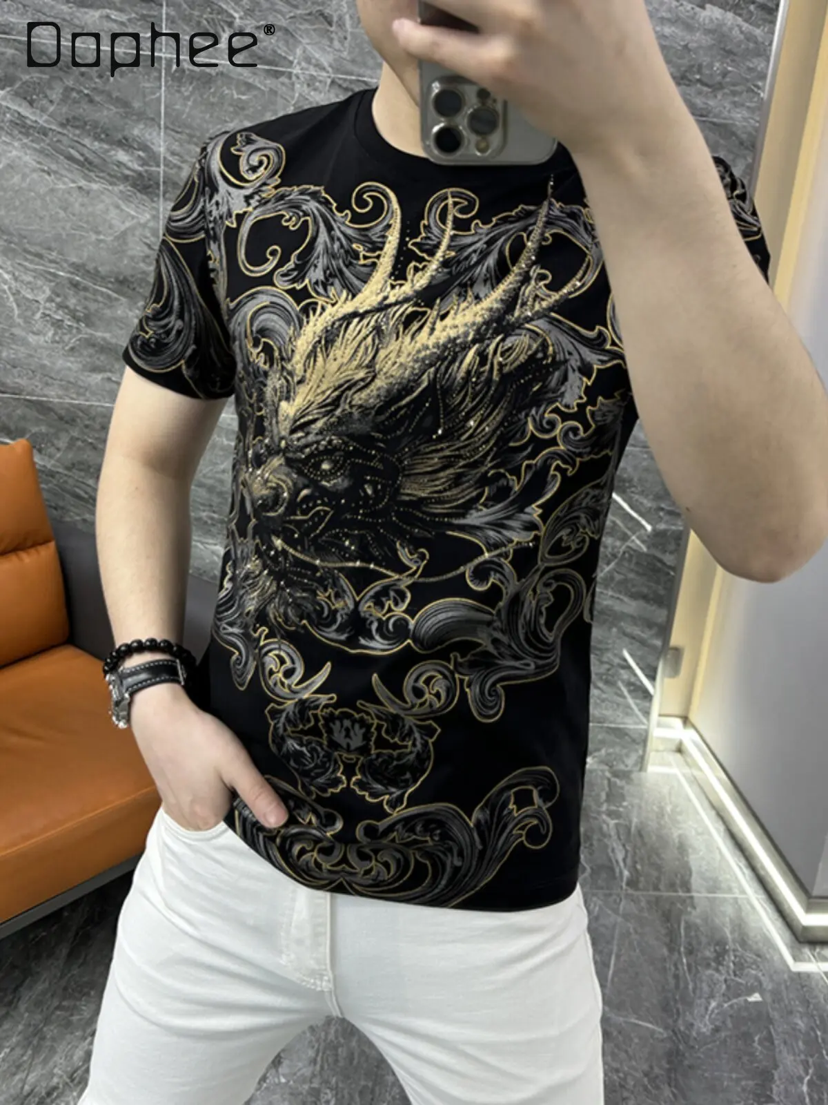 Men Rhinestone Golden Chinese Dragon Baroque Scroll Print T-Shirt Summer Slim Round Neck Short Sleeve Casual Black Tee