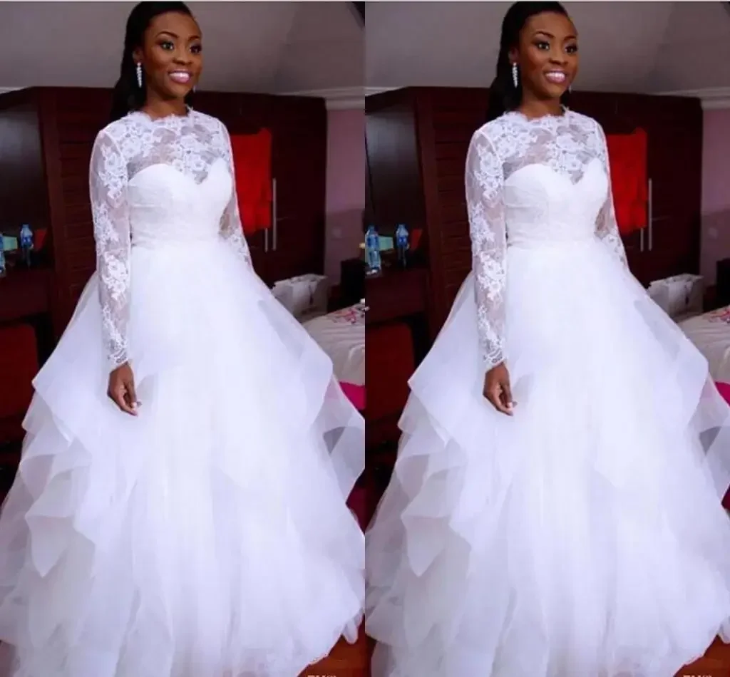 Vestidos De Novia clásicos personalizados con escote redondo y Apliques De encaje, cola De barrido, mangas largas, volantes De tul, Vestido De Novia