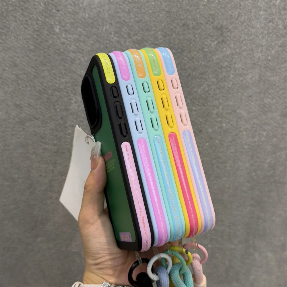 Snoep Contrast Kleur Laser Polsband Case Voor iPhone 14 15 16 17 Pro Max Frosted IMD Anti-verlies Koord Lanyard Zachte Bumper Cover