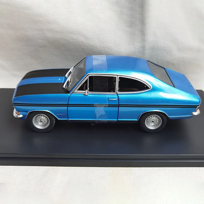 1/24 Scale OPEL KADETT B Rallye Alloy Car Model