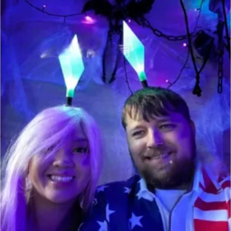 عصابة رأس لمبة مضيئة احتفالية - ربطة شعر متوهجة للعطلات لعيد الميلاد والكوسبلاي والمناسبات تحت عنوان.accesorios del cabello para niños