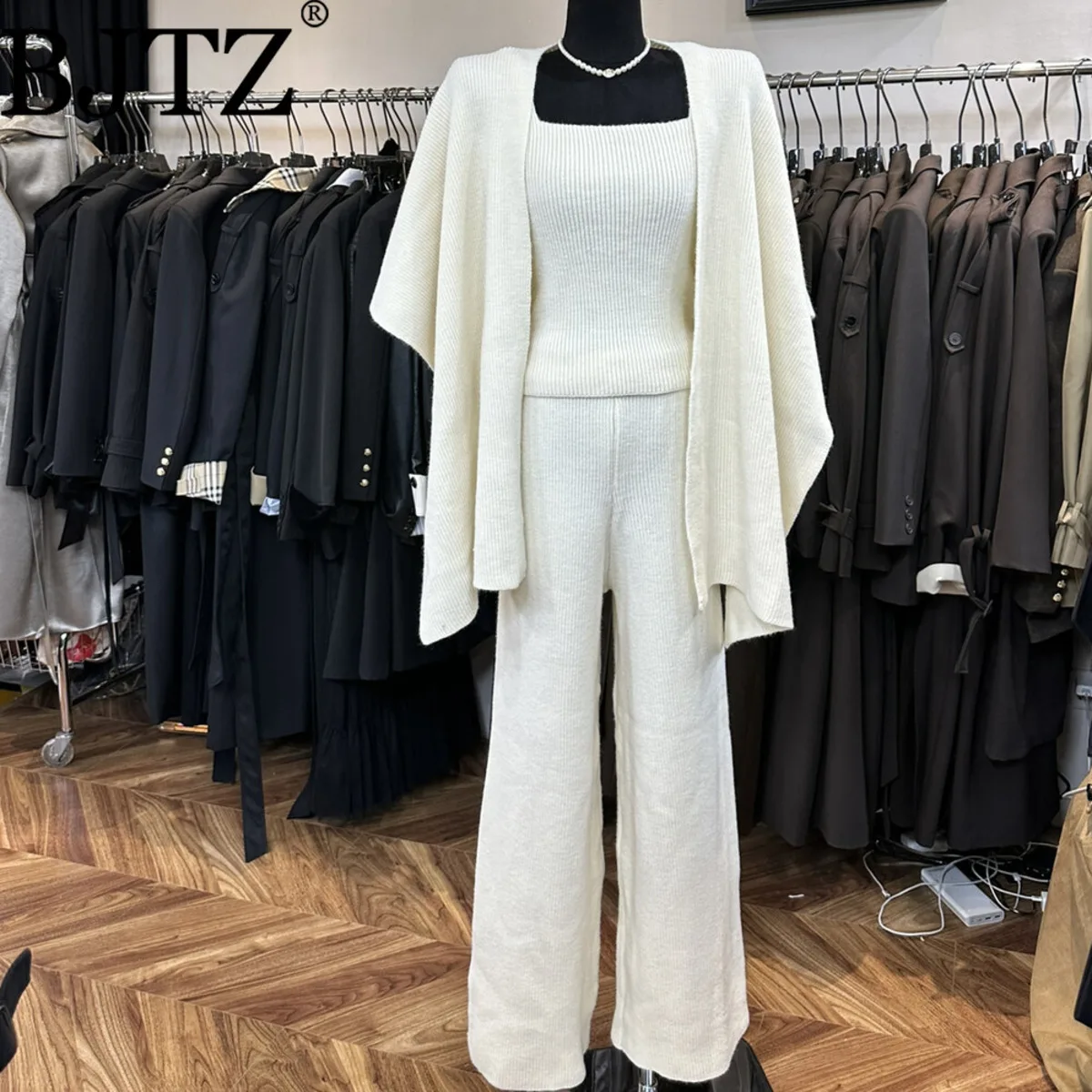 

BJTZ 2025 зимний женский вязаный кардиган, накидка, жилет и брюки для отдыха, комплект повседневного комфорта, комплект из 3 предметов, повседневная одежда, теплая офисная одежда