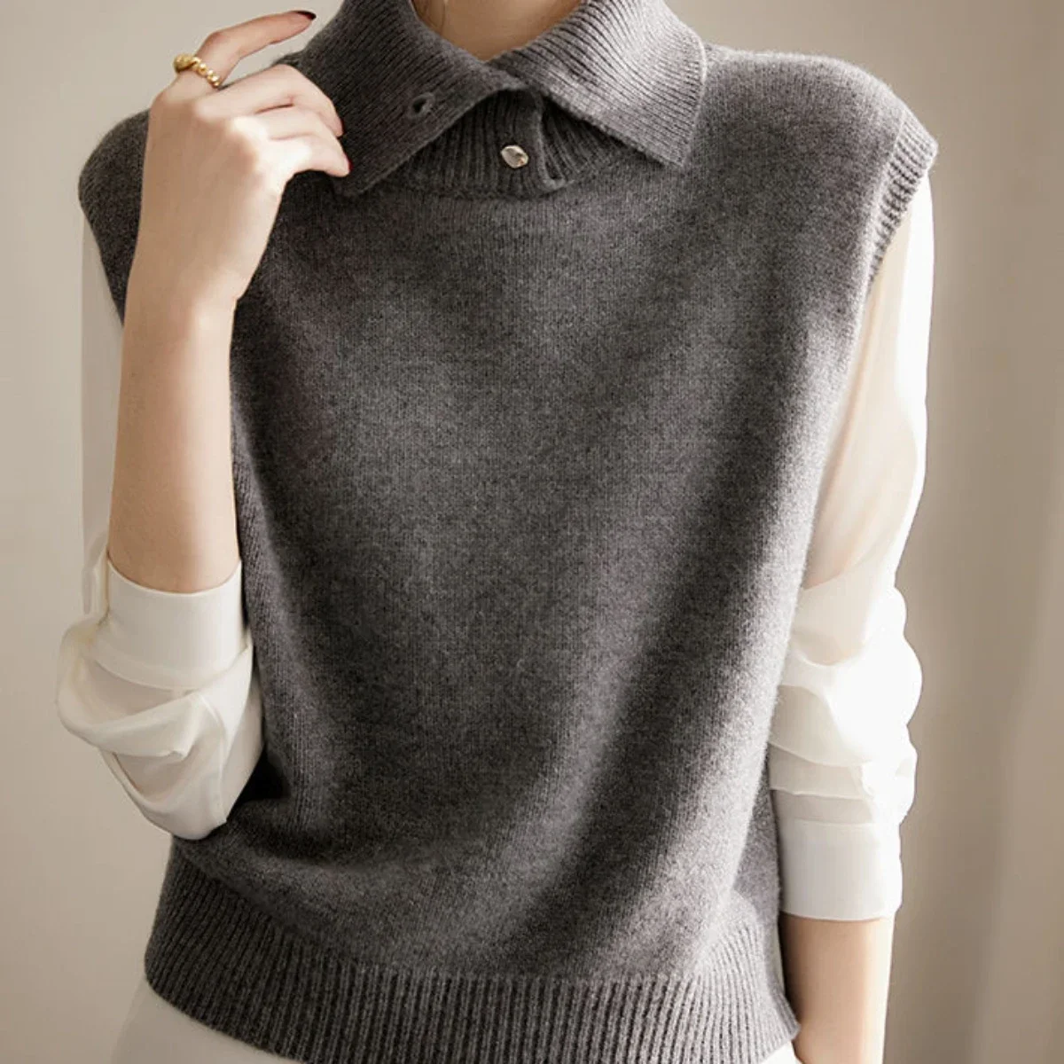 Winter Button Ladies Sweaters Grey Knitted Top for Women Gigh Neck Jerseys Vest Turtleneck Autumn 2024 Cold Jumper Korean Luxury