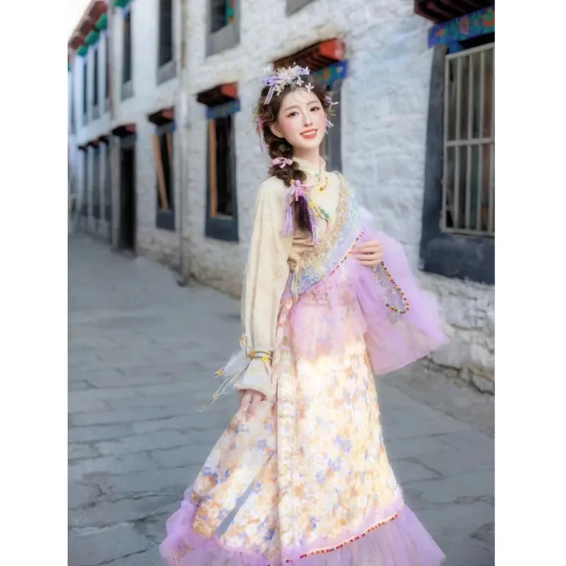 Nouvel ensemble de vêtements tibétains améliorés pour l'été, robe tibétaine légère pour femmes, idéale pour la photographie de voyage à Dali et Xishuangbanna