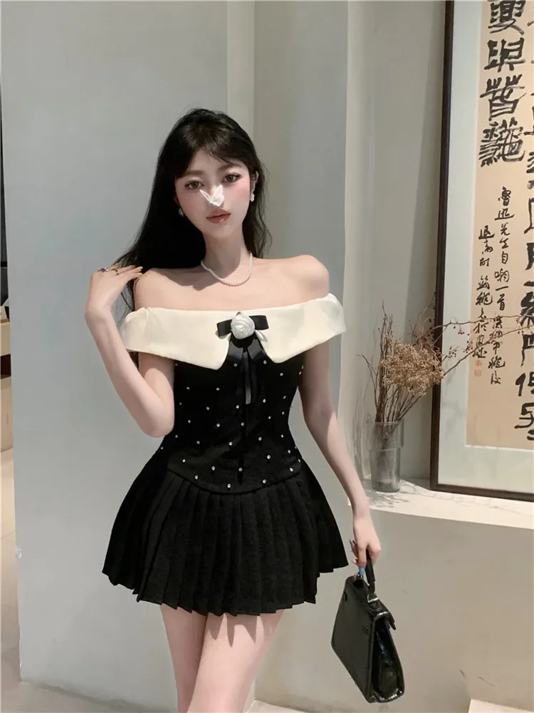 French Elegant Hepburn Black Mini Party Dress Retro Flower Strapless Slash Neck Beads Pleated Dress Sexy Off Shoulder Slim Dress