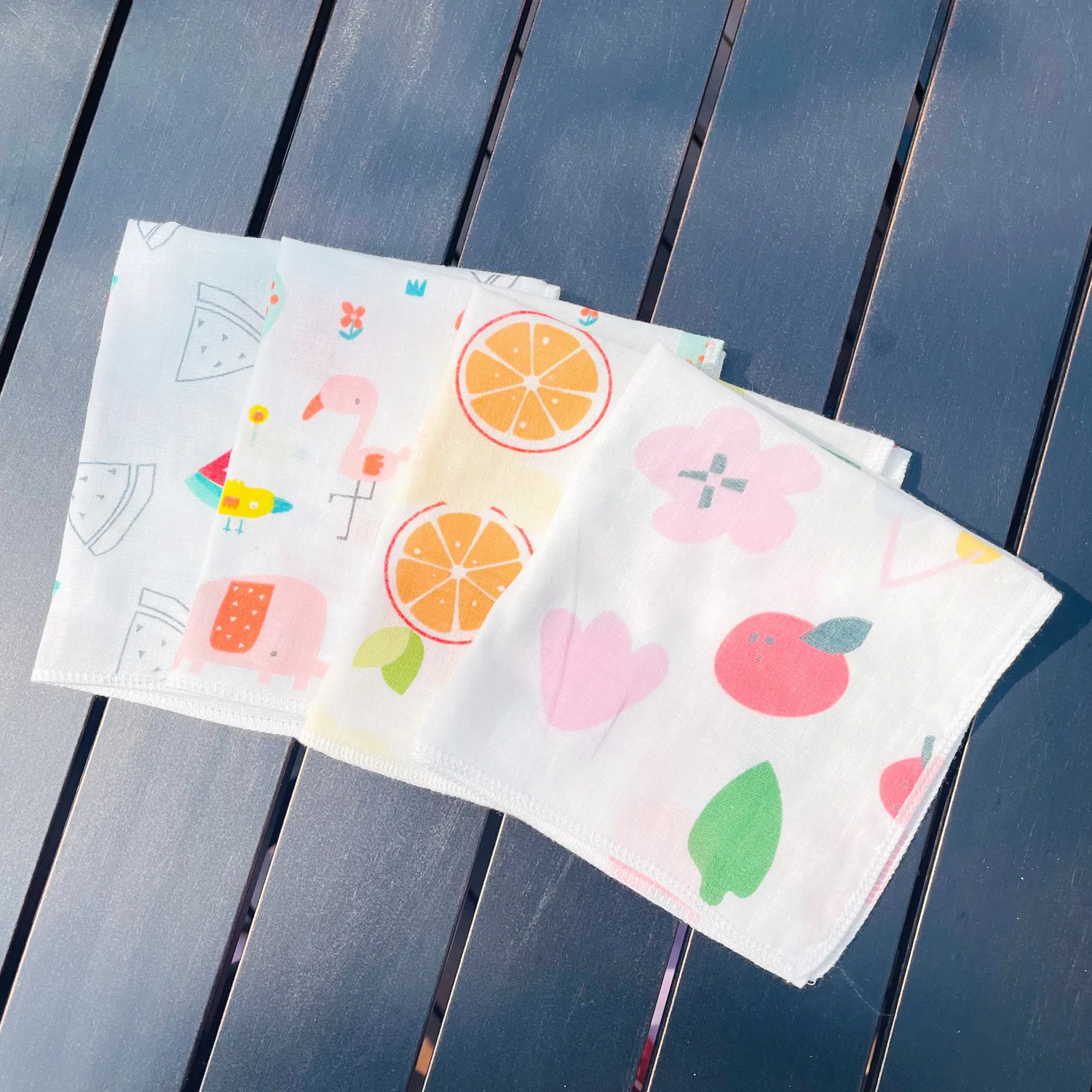 

5PCS/Set 25*25CM Baby Square Towel Washed Seersucker 6 Layer Infant Saliva Towel Baby Pleated Face Towel Hand Towel Free Stuff