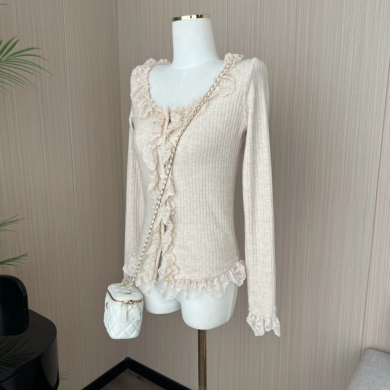 Slim Lace Design Sense Women's Sweater Sense Fall Square Neck Solid Color Fashion Cardigan Knitted Basic Comfort Women New Top