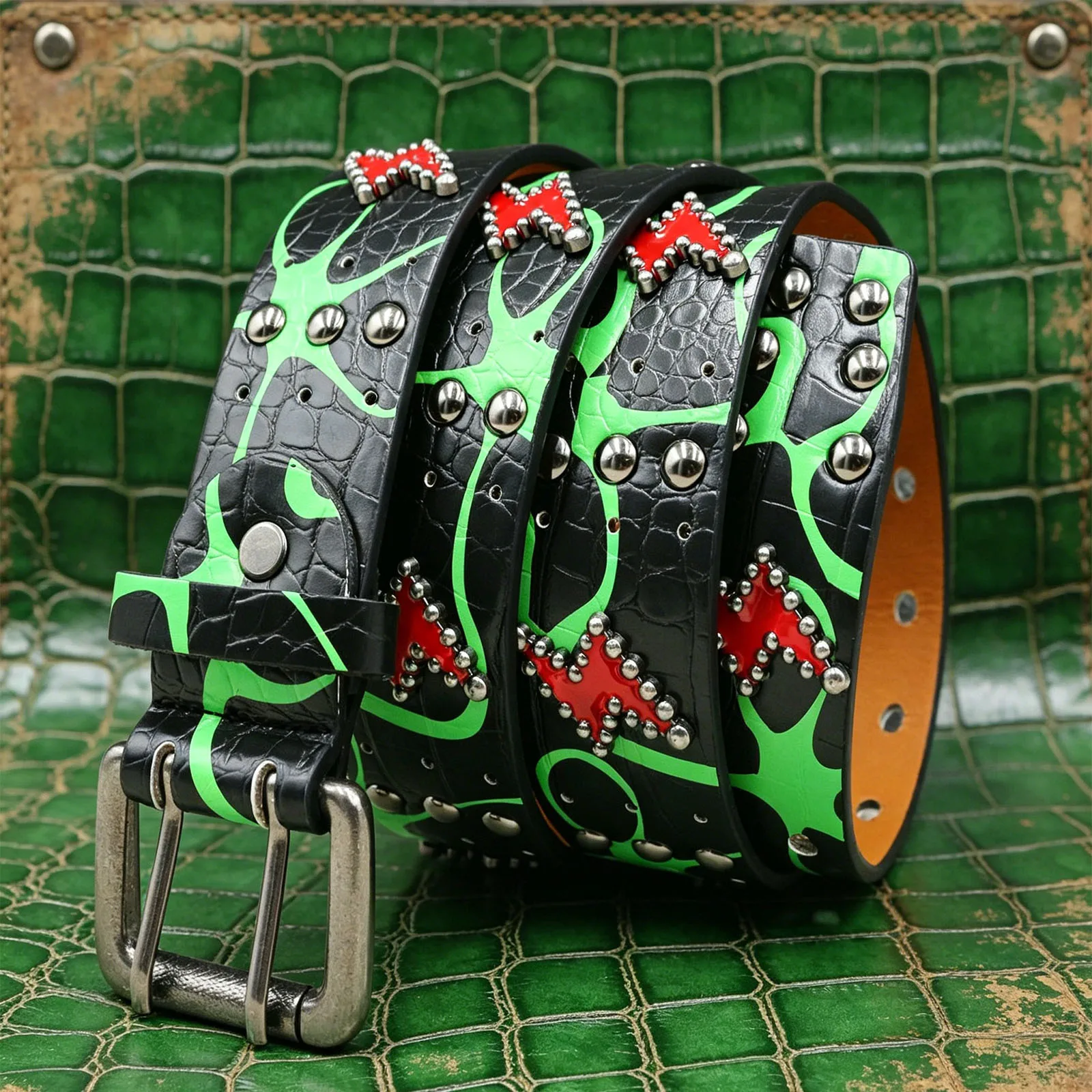 cinto-de-couro-largo-com-tachas-redondas-e-decoracao-de-raio-estilo-gotico-metal-punk-rocker-acessorio-de-moda-alternativa-y2k