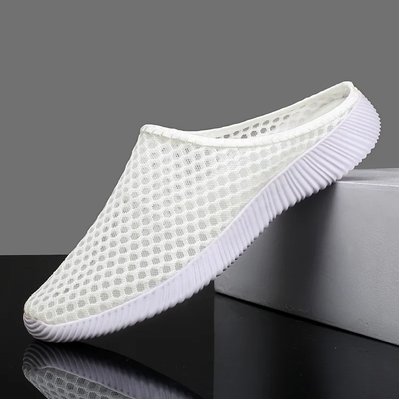 Mesh Men Shoes Summer Breathable Couple Casual Shoes Lightweight Soft Sole Non Slip Walking Shoe Hot Sales New Men Half Slippers