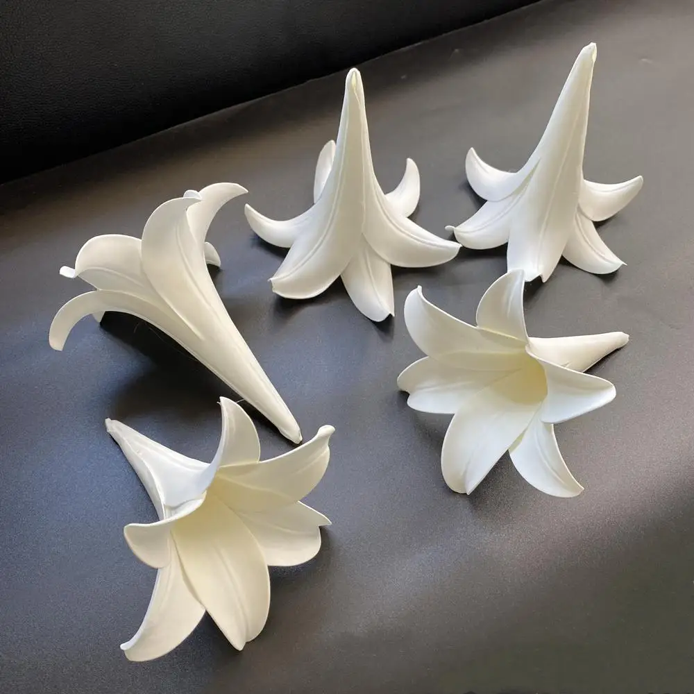 

20Pc Artificial EVA White Lily Flower Head Wedding Ceiling Decoration Lilies Flowers Birthday Party Event Deco Hanging Ornaments