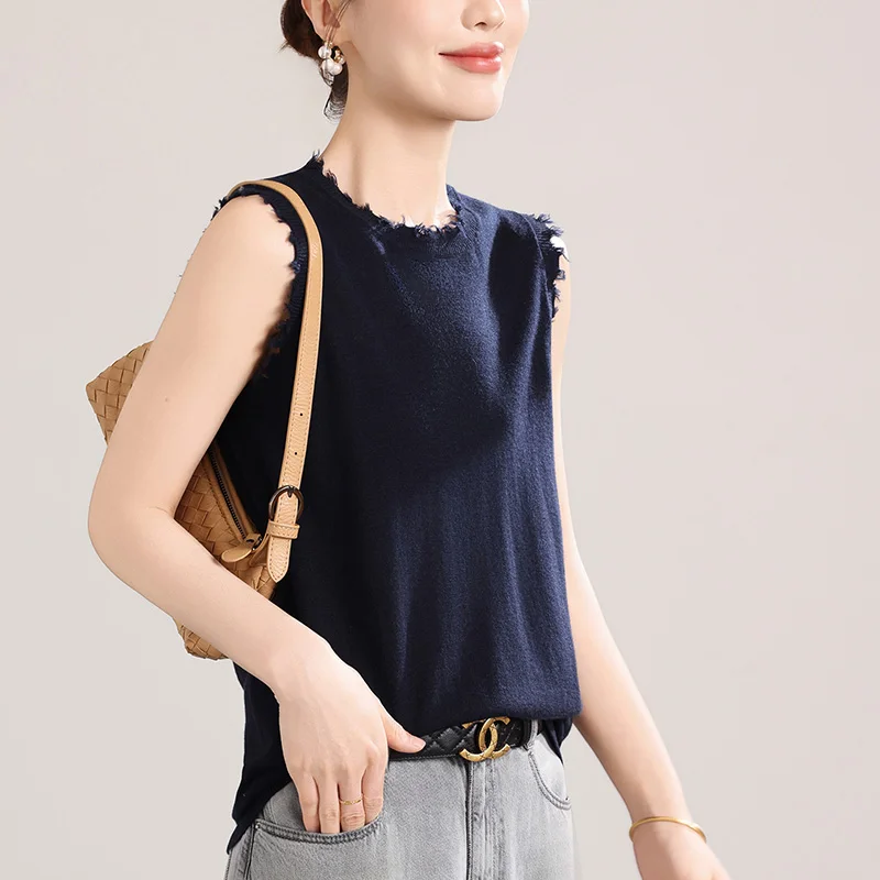 

100% wool knitted round neck pullover vest with broken edges and holes, women's spring and summer thin style solid color vest