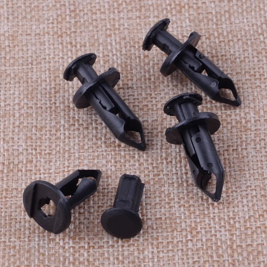 50pcs Black Fender Rivet Retainer Fastener Mud Flaps Bumper Push Pin Clips 8mm 5/16