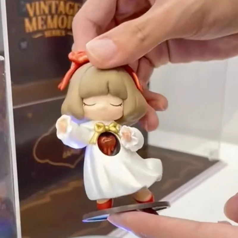 

Laplly Vintage Memory Series Blind Box Cute Anime Action Figure Ornaments Desktop Home Decoration Doll Girls Birthday Model Gift