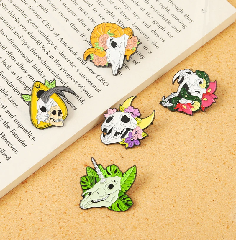 Skeleton Pines Lapel Badges Gothic Punk Animal Jewelry Gift for Friends Goat Skull Enamel  Brooch Custom Flowers Bush Satan