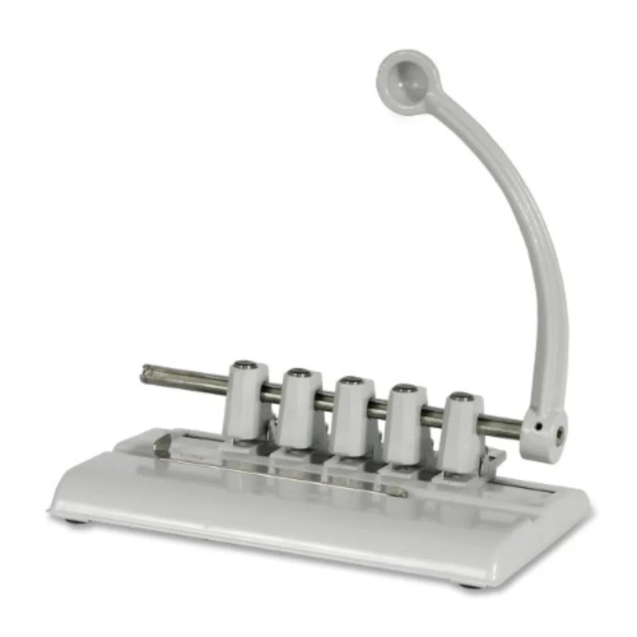 

Дырокол Master 525M, диаметр отверстия 11/32 дюйма, пробивает до 40 листов бумаги плотностью 20 фунтов. Бумага для переплета с 5 перфорационными головками и A-образным элементом.