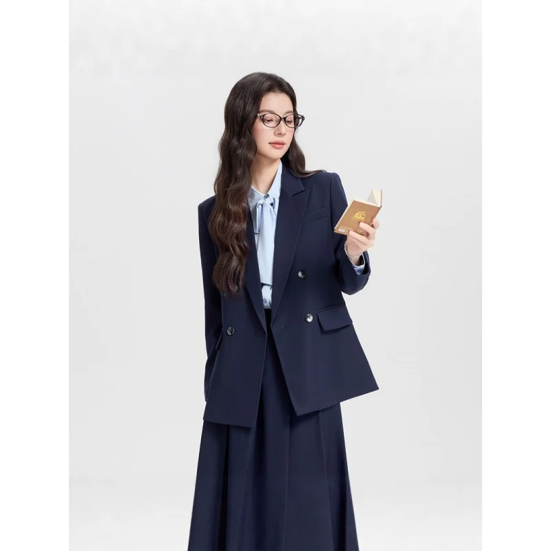 

Костюм женский темно-синий, новый, для весны и осени, профессиональный, деловой, элегантный, с юбкой, премиум-класса.