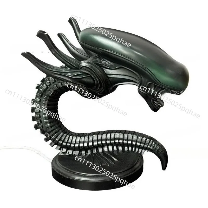 Alien Creature Light Stand, Bedroom Home Decoration Lamp, Resin Ornament