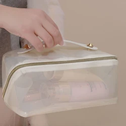 Borsa per cosmetici con cuscino in Tote trasparente borsa per cosmetici da viaggio per cosmetici da viaggio di grande capacità borsa per il trucco trasparente con cerniera