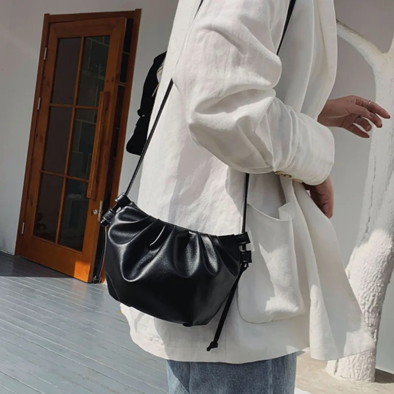 Women's Premium Shoulder Bag New Fashion Niche Design Messenger Bag Female Wild Western Style Female  Pleated Bag Mini Cloud Bag