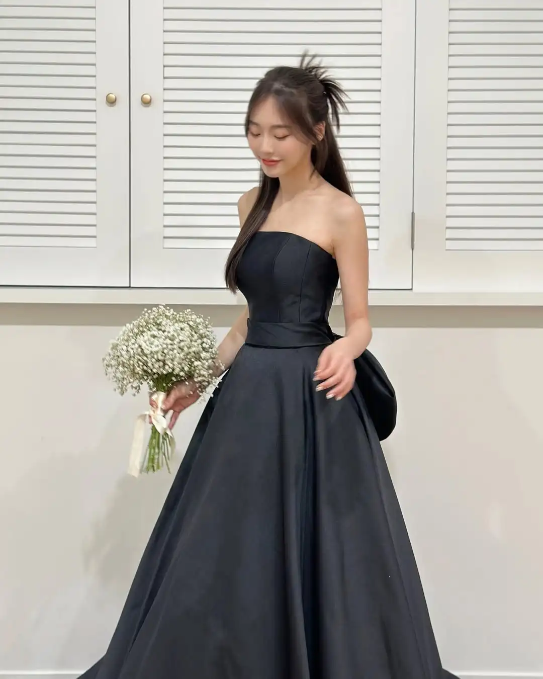 Sondr 黒のウェディングドレス韓国サテン A ラインウェディングスナップドレスレセプションドレスイブニングドレスコルセットバックフォーマルガウン