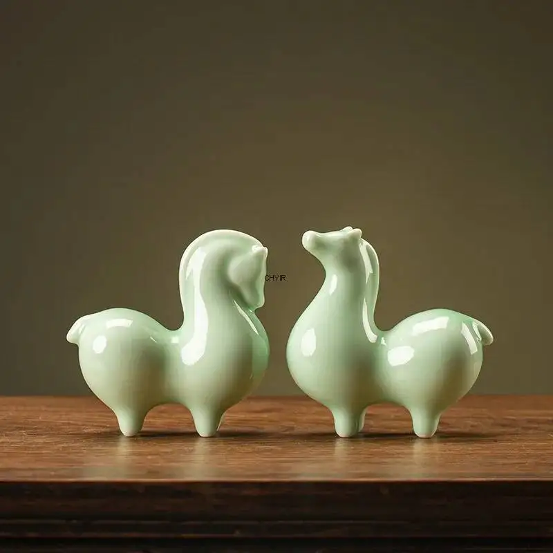 Ceramic Tea Pet Green Horse Small Ornament Home Living Room Study Office Desktop Decoration Tea Play Thing Cute Tang Horse