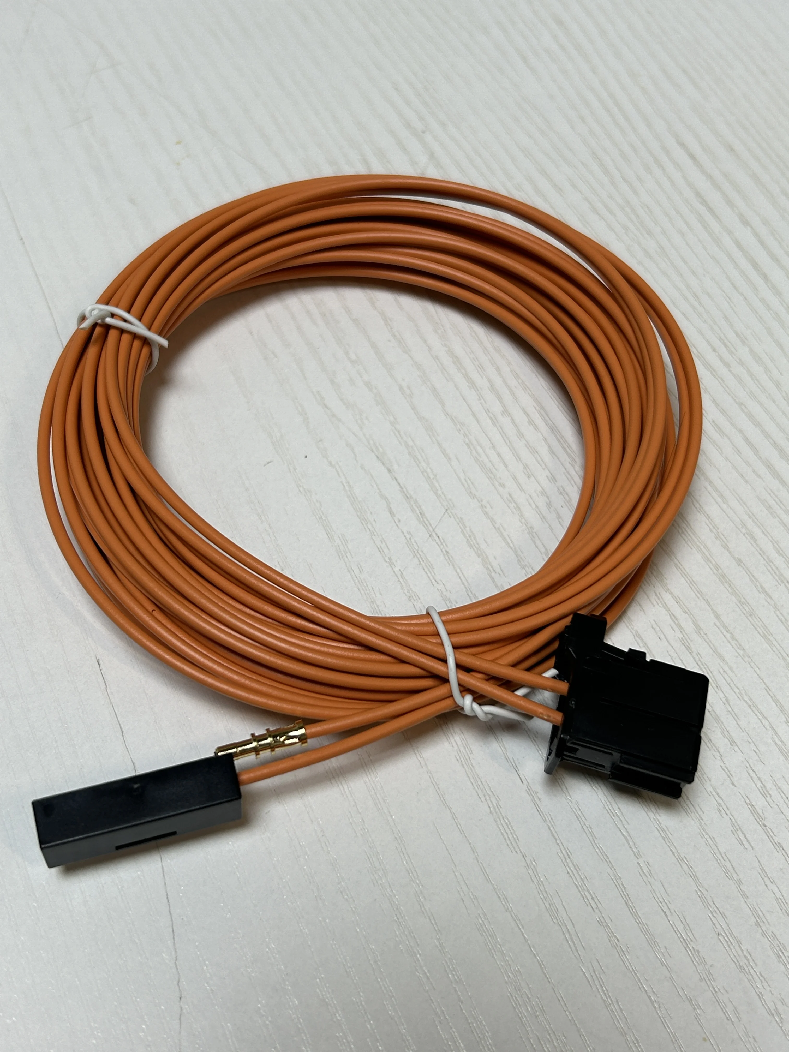 

MOST-car fiber optic cable original car fiber optic audio-visual CD car plastic fiber optic cable male connector and connector