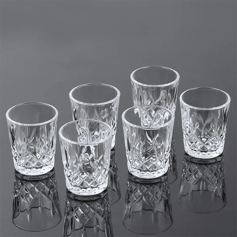 12 stücke/8 stücke/6 stücke/4 stücke/2 stücke Geprägte Glas 50 ml Geister Tassen graviert Tee Trinken Baijiu Tasse Wasser Glas Kleine Kapazität Wein Tasse