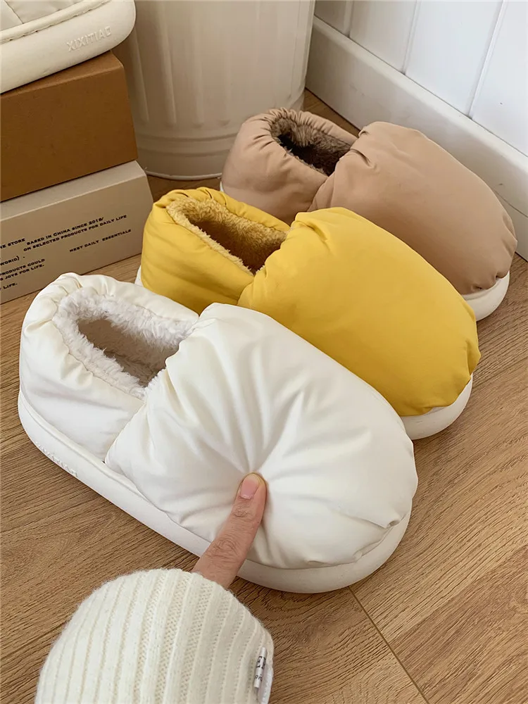 

Home Shoes Women Warm Bread Cotton Slippers For Men And Women To Wear Simple Anti-skid Moon Cotton Shoes Outside The Home In