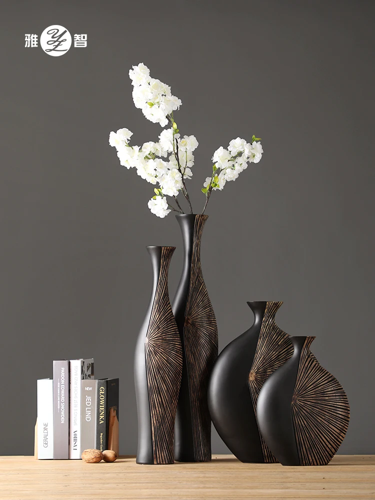 Retro light luxury vertical high black vase ornaments, living room dry flower art, foyer resin