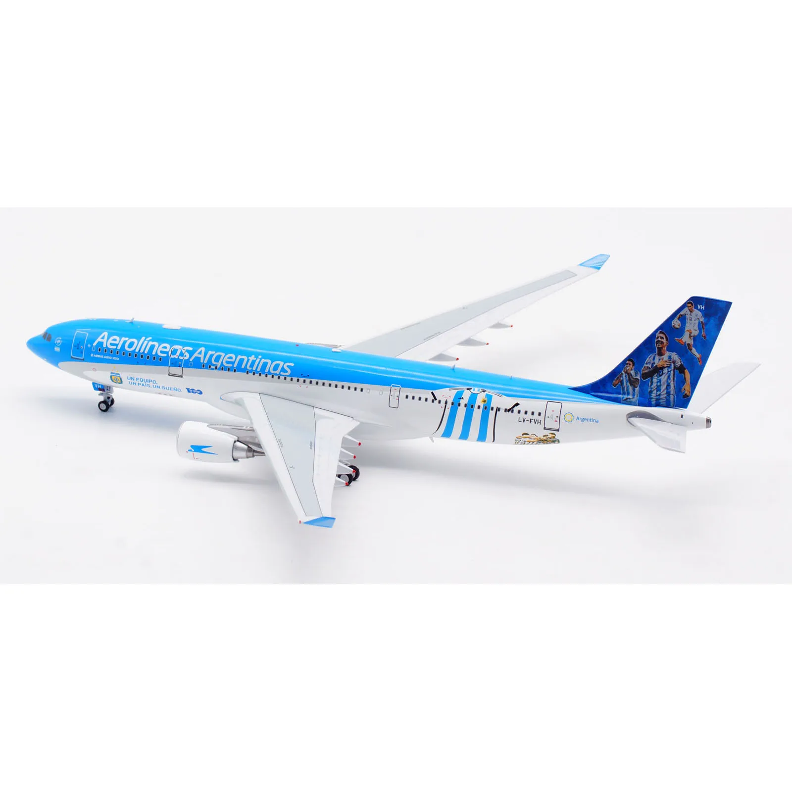 B-332-AR-WC Alloy Collectible Plane Gift B-Models 1:200 Aerolíneas Argentinas A330-200 Diecast Aircraft Jet Model LV-FVH