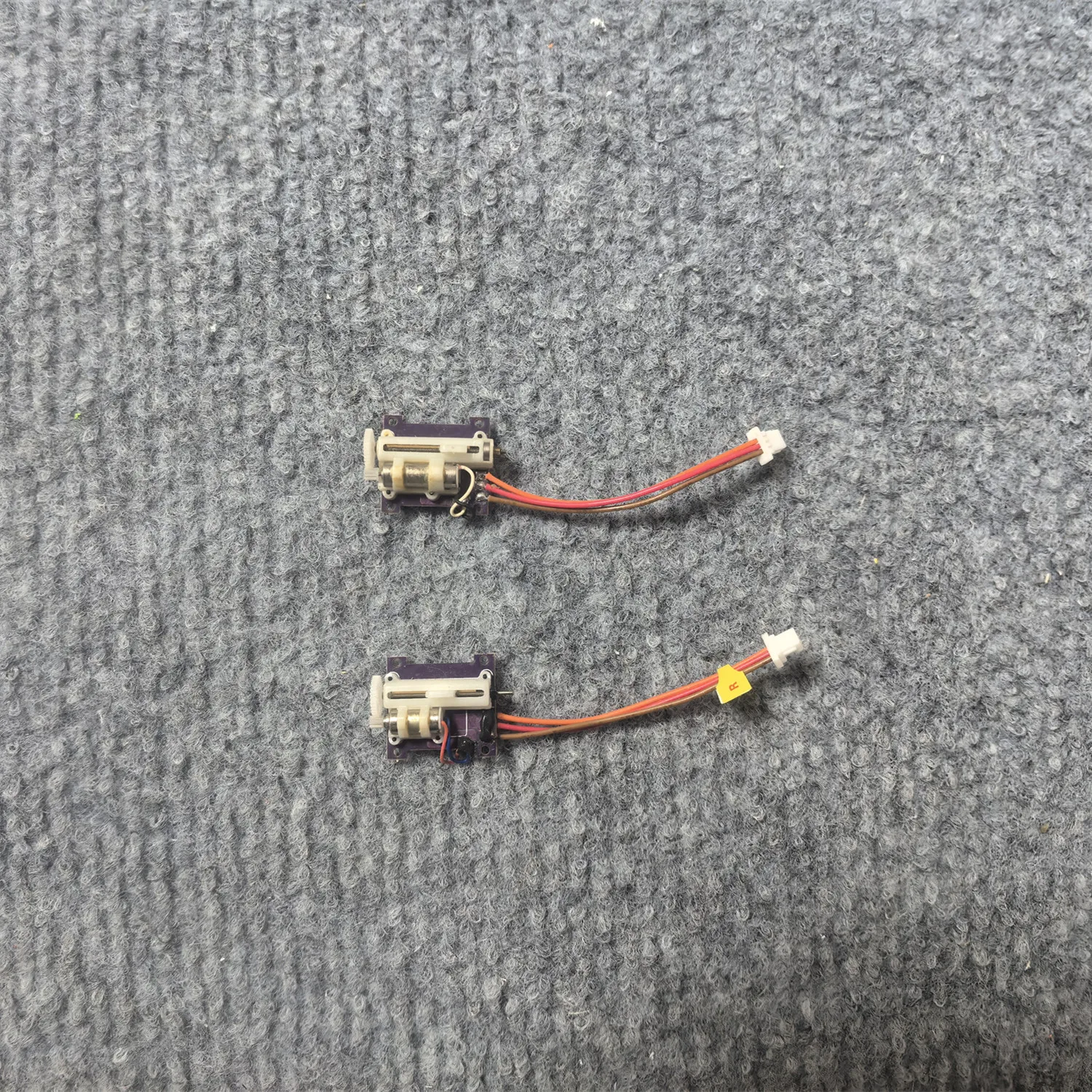 1.9g 2.3g Mini Linear Servo With/Without Bearing, Horizon Hobby Alternative for 15-40g RC Airplane & Fixed Wing Models