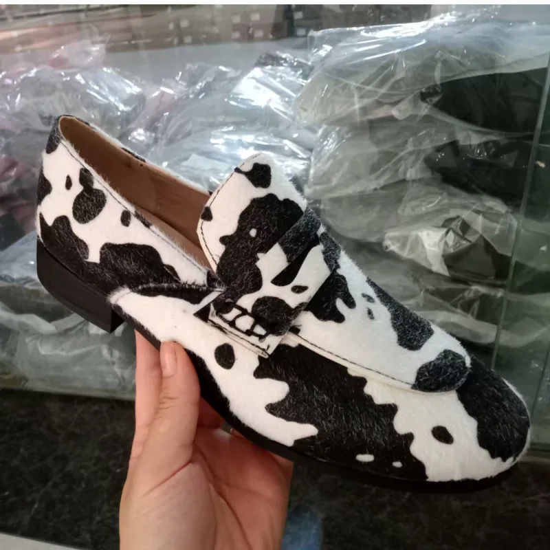 حذاء بدون كعب بكعب مسطح بطبعة بقرة، حذاء فردي كاجوال بمقدمة مستديرة سهل الارتداء على أحذية القارب #1