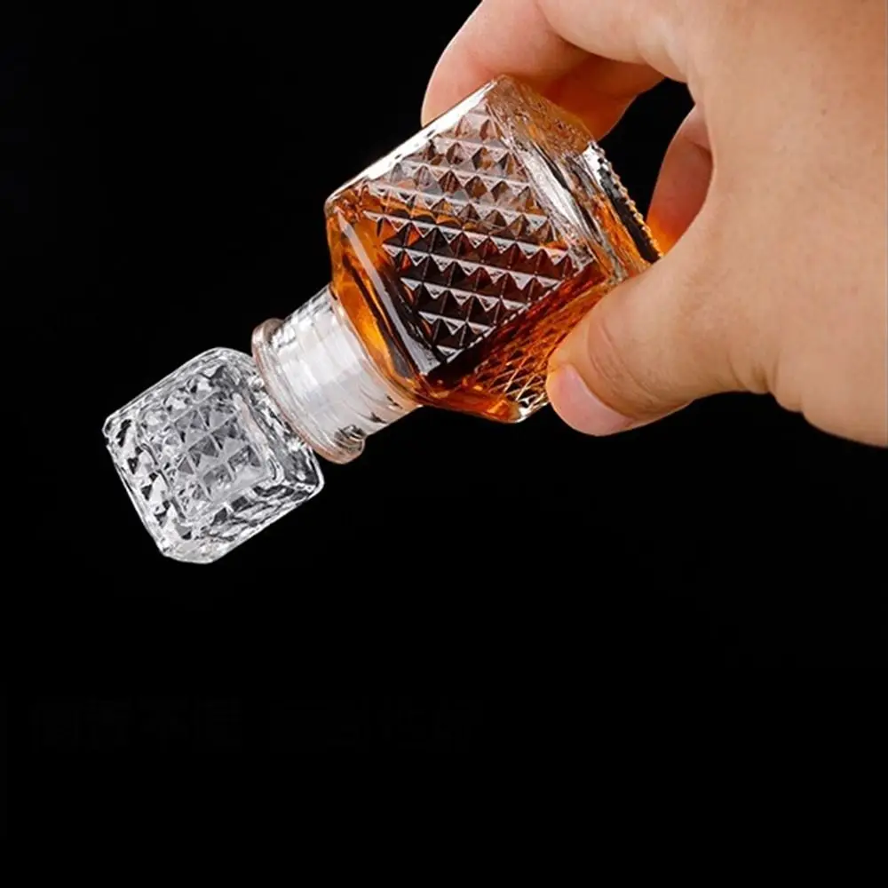 Mini Spirit Alcohol Liquor Bottle 50ml Transparent Glass Whiskey Decanter Handmade Diy Gift Bottles Perfume Glass Container