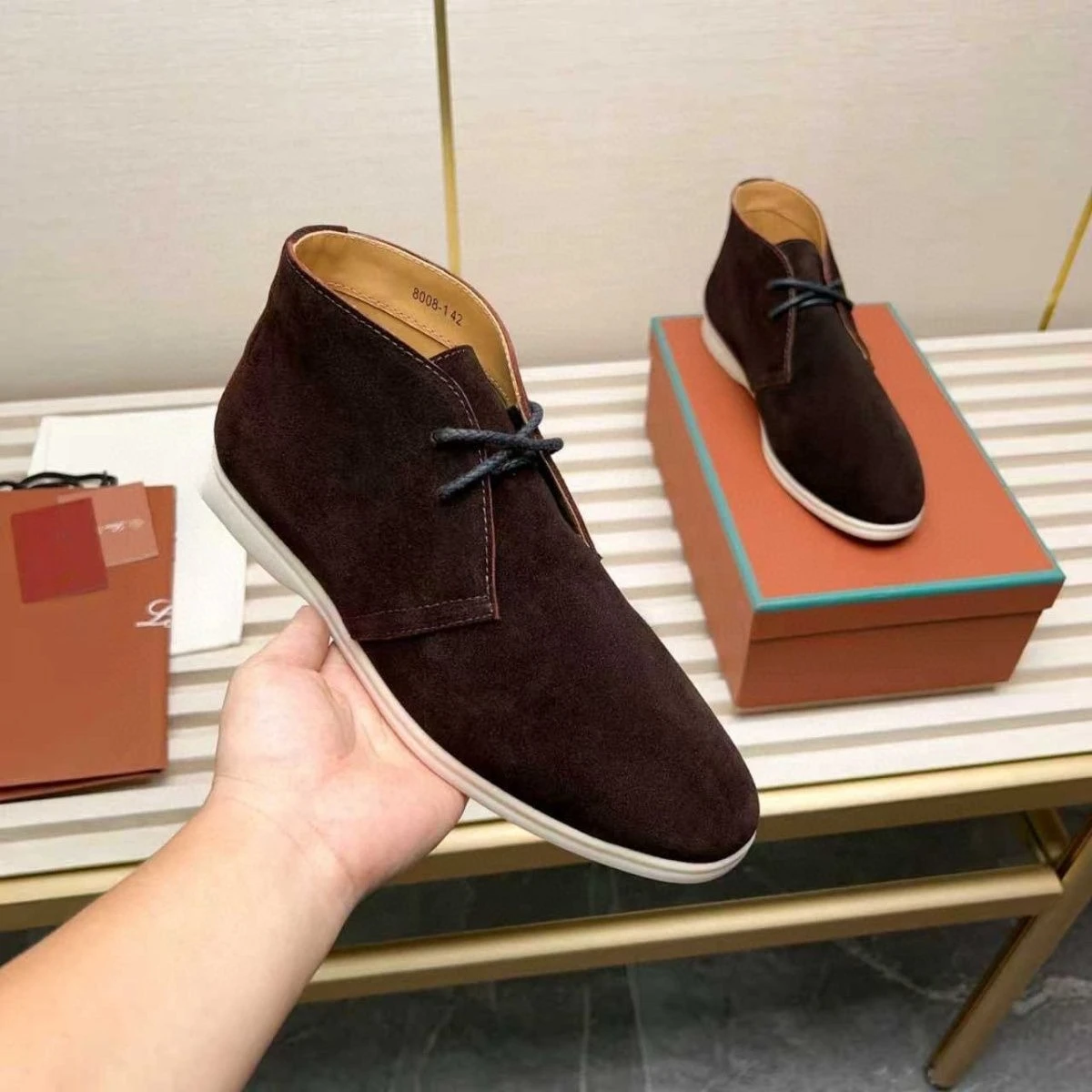 

2025 Stylish Men's Classic British High-End Ankle Boots Suede Leather Versatile Comfortable High-Top Casual Shoes