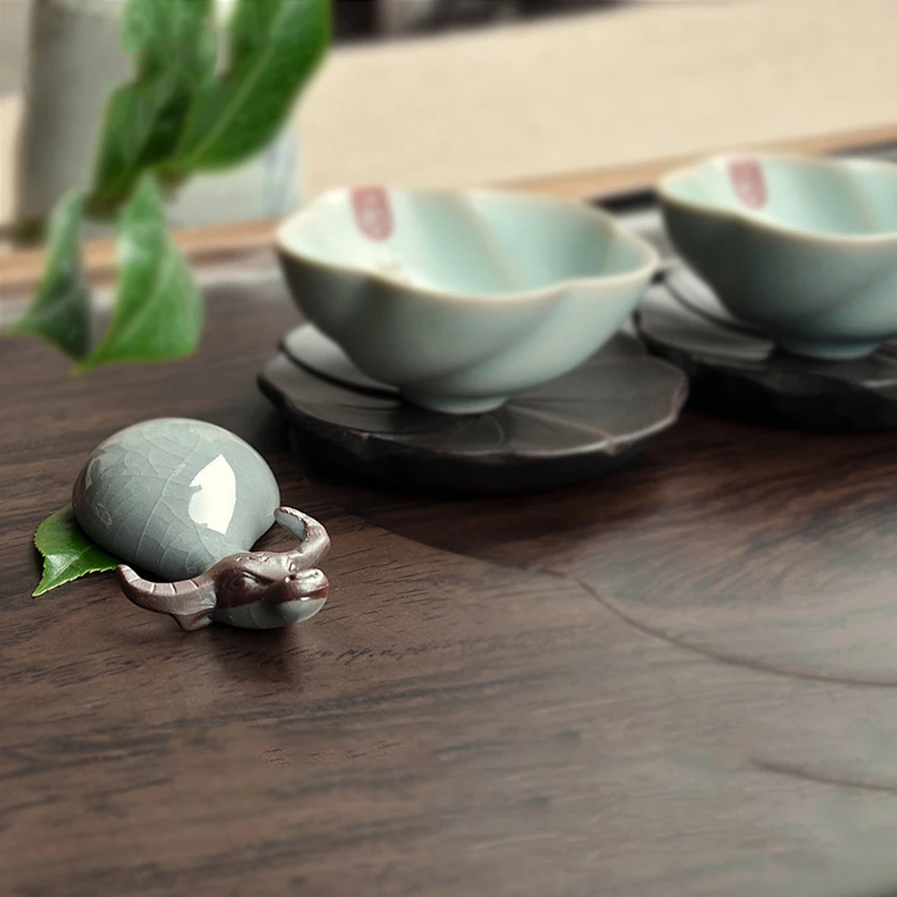 

Delicate Water Buffalo Tea Pet Porcelain Animal Craft Chinese Tea Ceremony Accessory Decorative Table Ornament Kiln Style