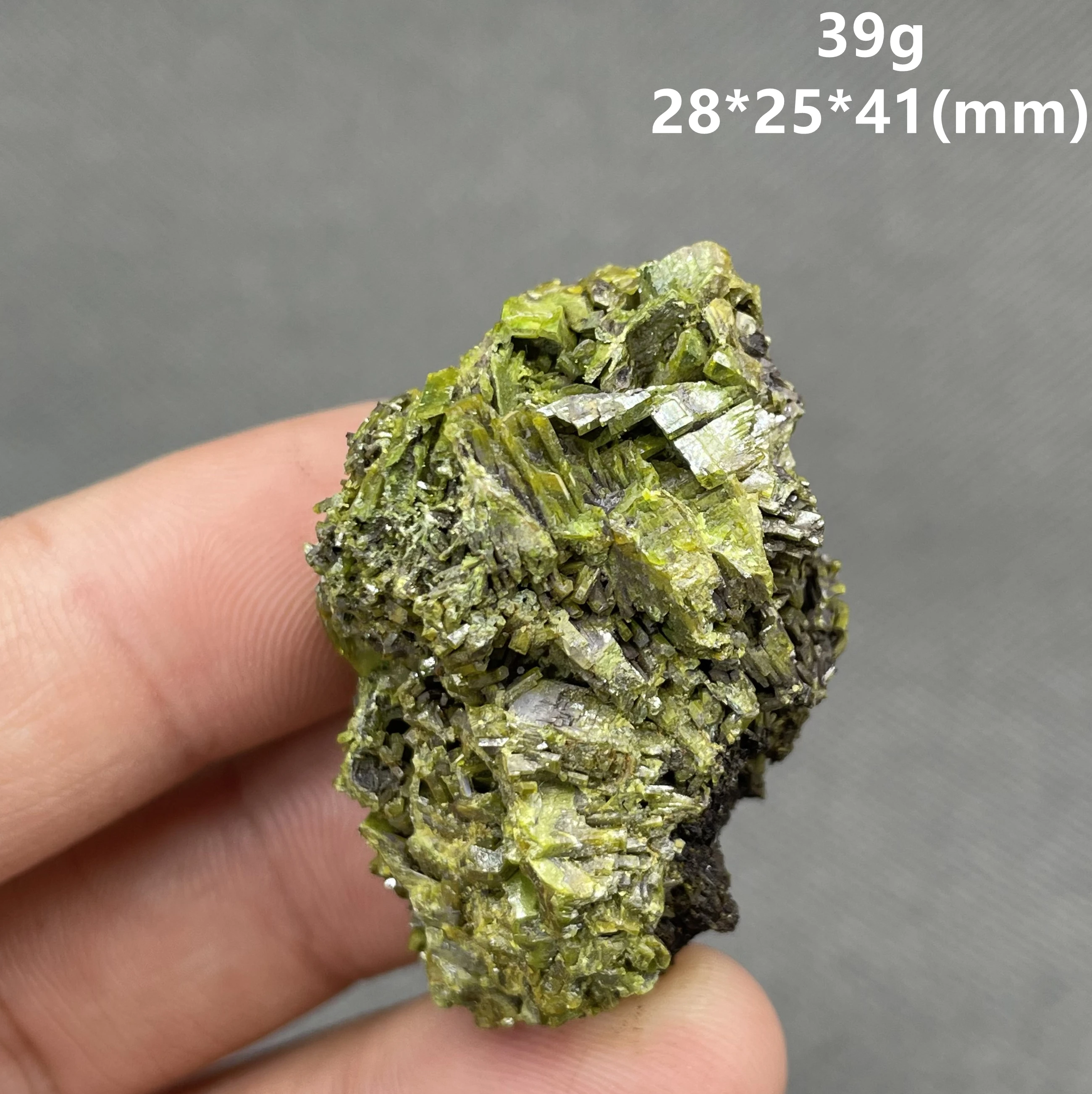 BEST! 39g Natural Pyromorphite mineral specimen stones and crystals collection gemstones quartz