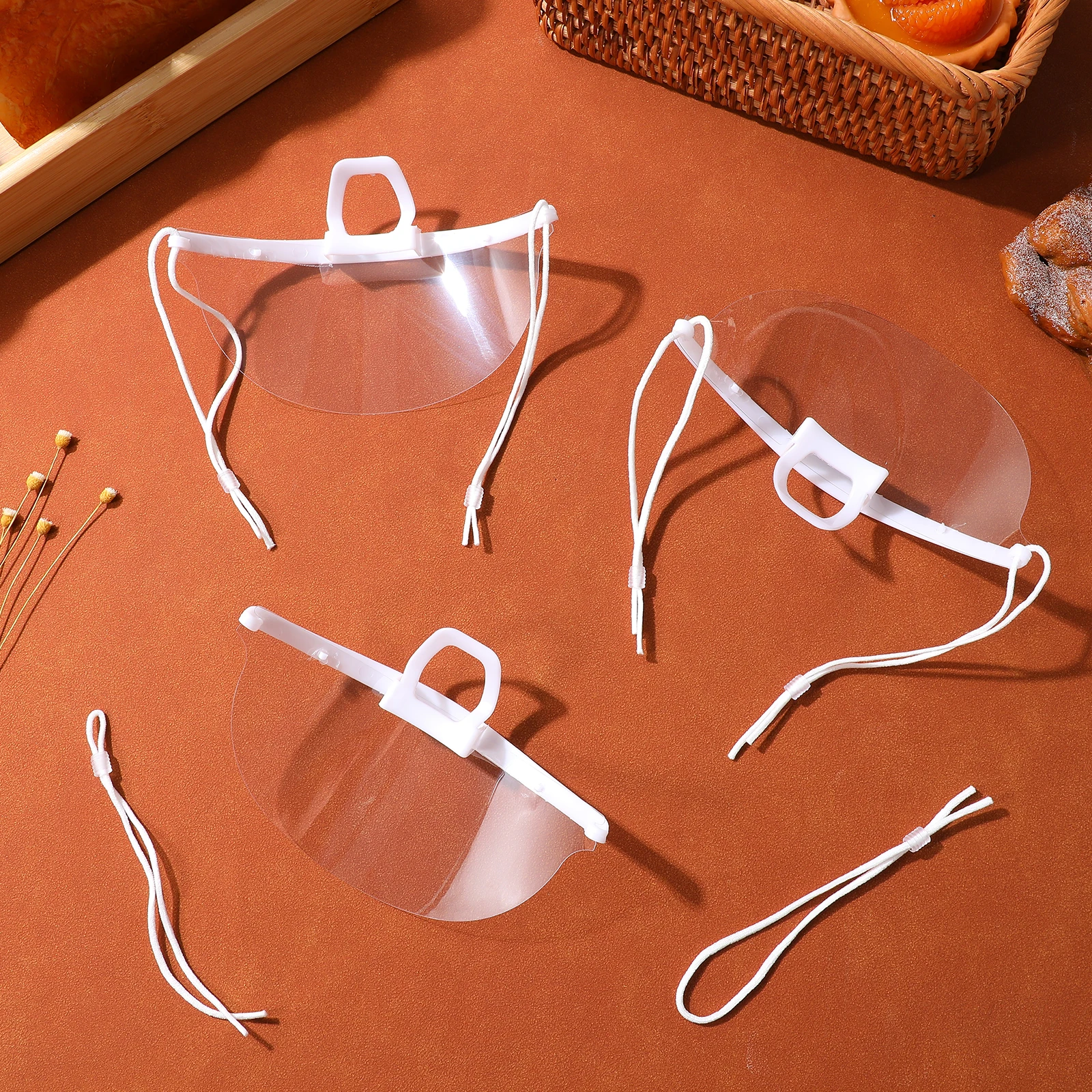 20 قطعة من البلاستيك الشفاف قناع الشيف درع قابل لإعادة الاستخدام مكافحة الضباب واقية واقي الوجه سبلاش برهان قناع غطاء للفم لوازم المطاعم