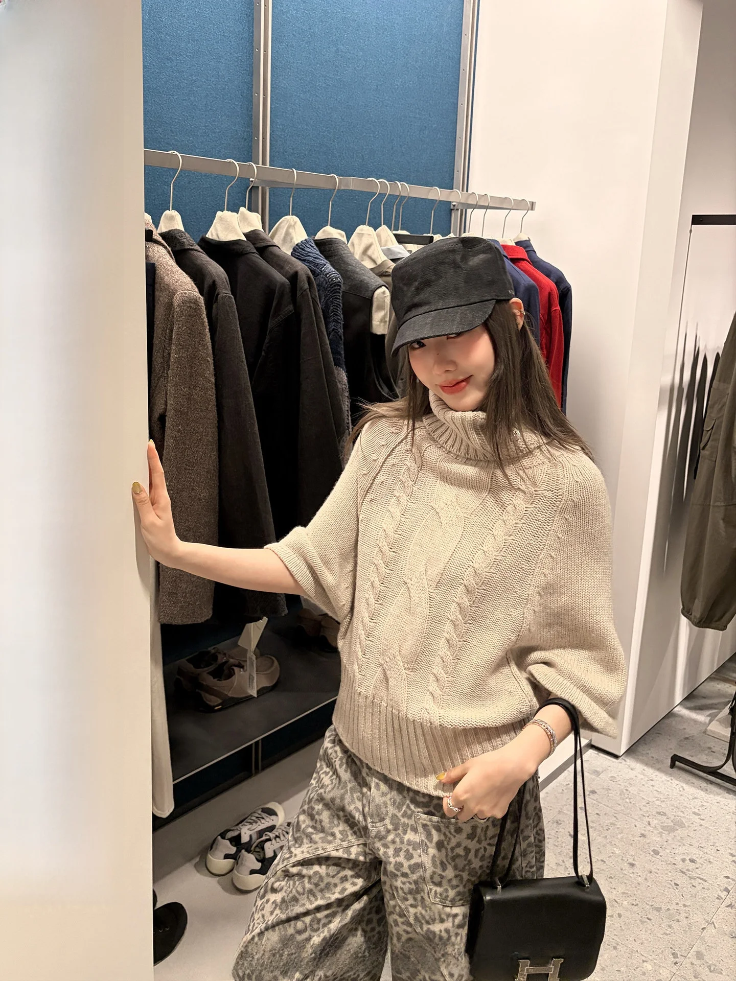 

Ranwear Soft Lace 35 Camere High Collar Batwing Sve Slim Fit Seven Quarter Sve Cowl Ne Knitwear Casual Sle Women'...