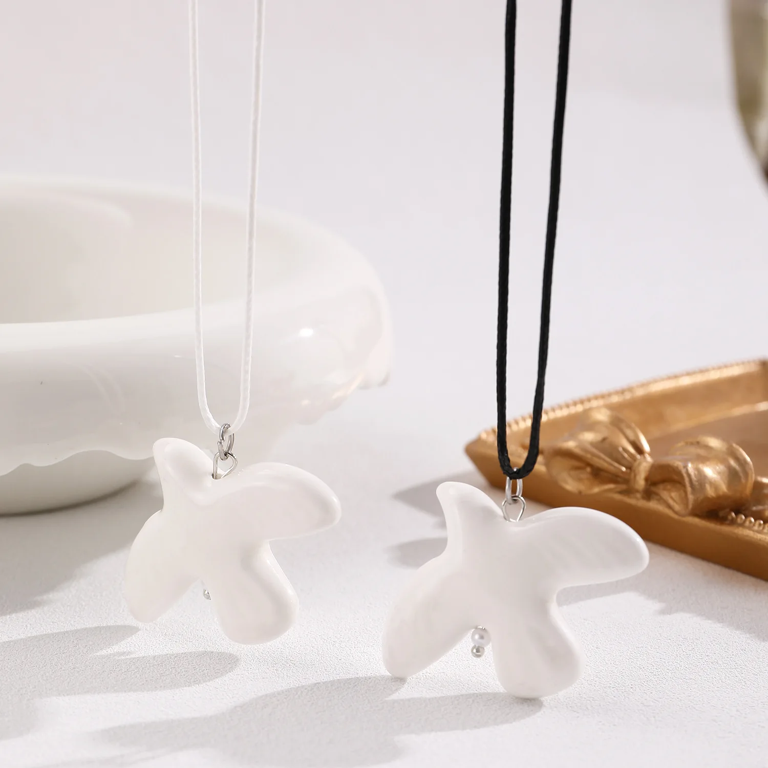 أزياء الأبيض حمامة السلام قلادة للنساء خمر هندسية جولة هوب قلادة طويلة مجوهرات هدية #4