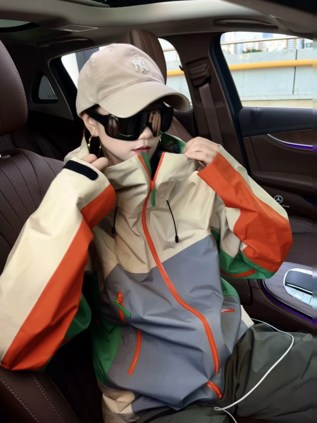 

Водонепроницаемая куртка для активного отдыха, легкая ветрозащитная куртка для мужчин и женщин, идеальная для походов.