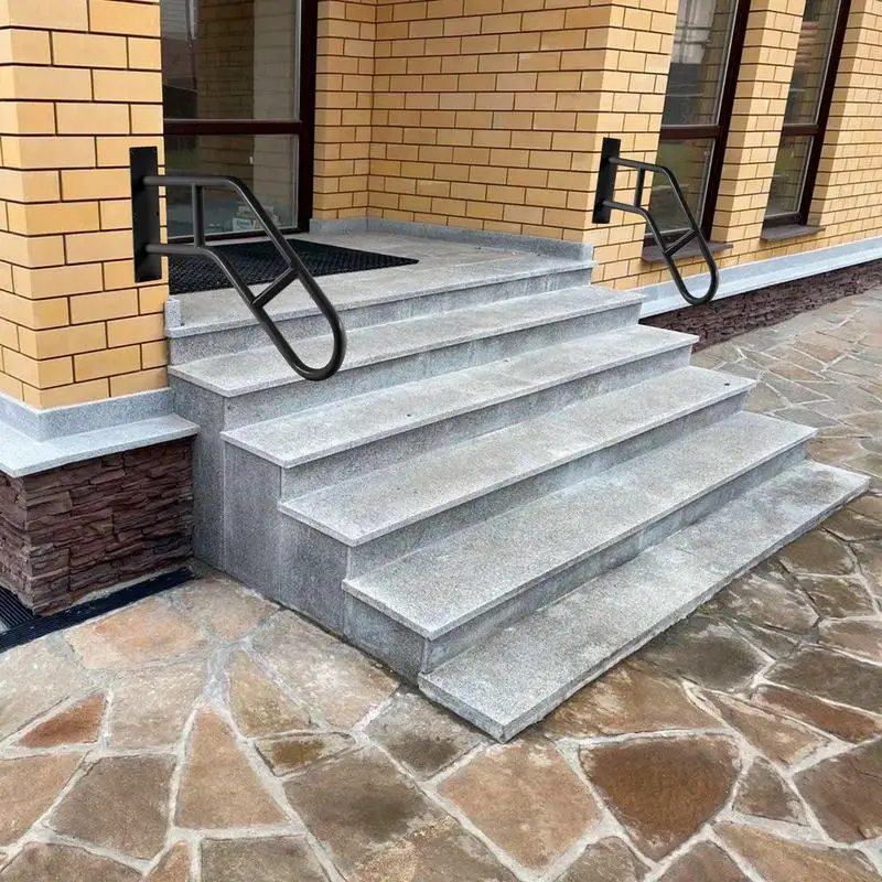 Рисунок 6 - Уличные перила, палуба