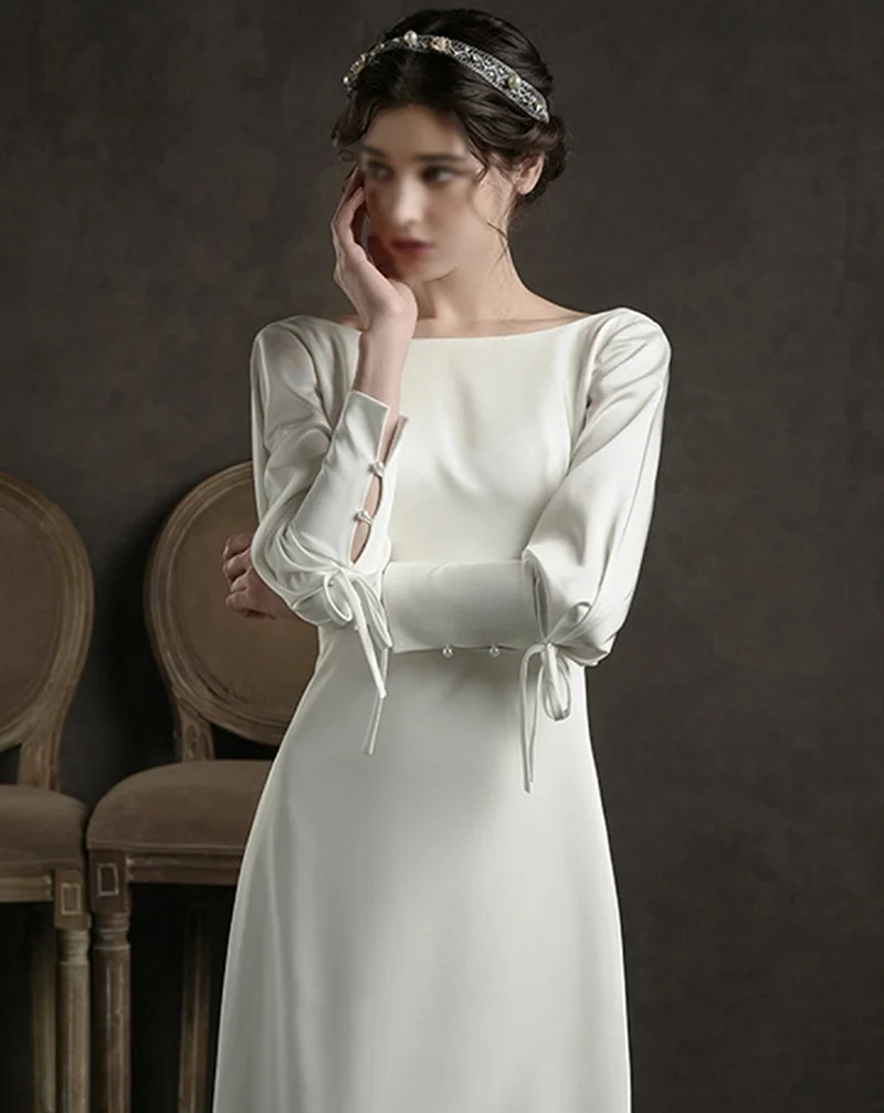 2022 Simple Wedding Dress Photo-Shooting Satin Sheath 웨딩드레스 Vintage Gown Bridal Long Sleeve Boat Neck Backless ウエディングドレス Women