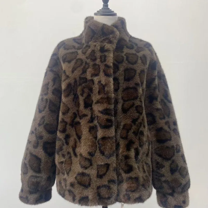 Nouveau à la mode imprimé léopard grande fleur fausse fourrure une pièce Faux vison épaissi tissu col montant manteau court vêtements pour femmes